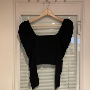 Cute puffy sleeves top